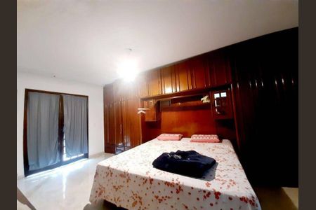 Casa à venda com 271m², 3 quartos e 4 vagas