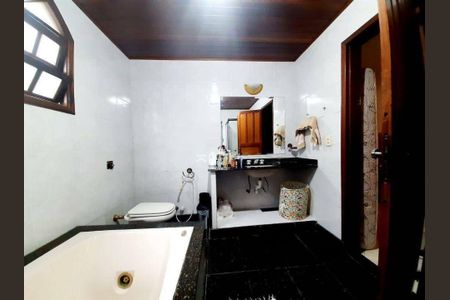 Casa à venda com 3 quartos, 271m² em Taquara, Rio de Janeiro