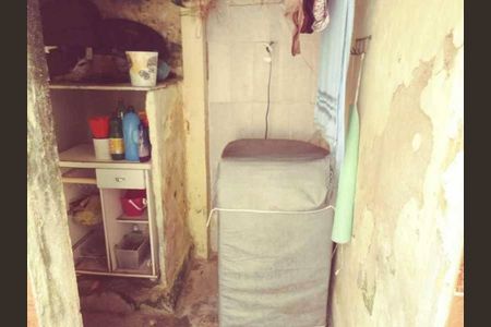 Casa à venda com 66m², 3 quartos e sem vaga