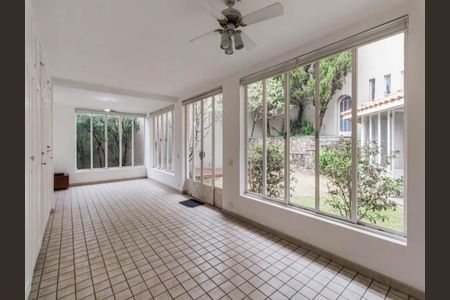 Casa à venda com 3 quartos, 463m² em Morumbi, São Paulo