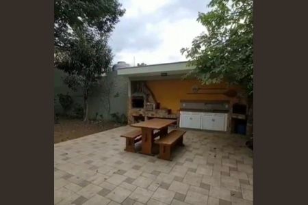 Casa à venda com 560m², 5 quartos e 4 vagas