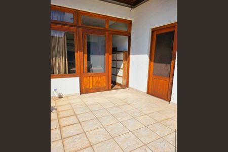 Casa à venda com 560m², 5 quartos e 4 vagas
