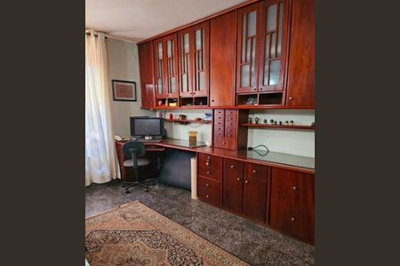 Casa à venda com 560m², 5 quartos e 4 vagas