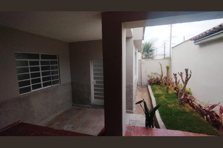 Casa à venda com 160m², 4 quartos e 1 vaga