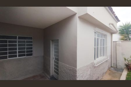 Casa à venda com 160m², 4 quartos e 1 vaga