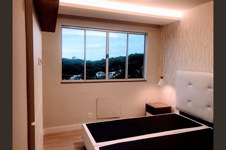 Apartamento à venda com 2 quartos, 59m² em Sapê, Niterói
