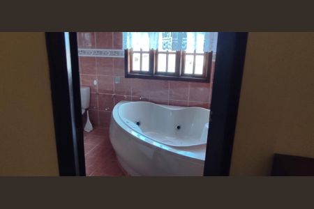 Casa à venda com 3 quartos, 400m² em Sapê, Niterói