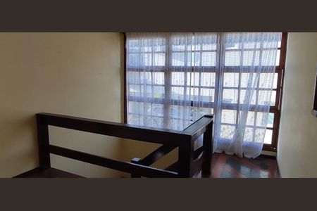 Casa à venda com 3 quartos, 400m² em Sapê, Niterói