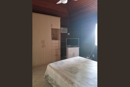 Casa à venda com 4 quartos, 360m² em Sapê, Niterói