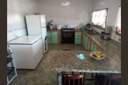 Casa à venda com 3 quartos, 155m² em Sapê, Niterói
