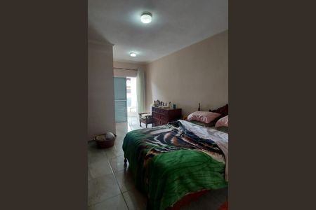 Casa à venda com 3 quartos, 140m² em Penha de França, São Paulo