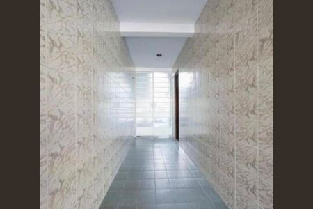 Casa à venda com 4 quartos, 233m² em Parque Boturussu, São Paulo