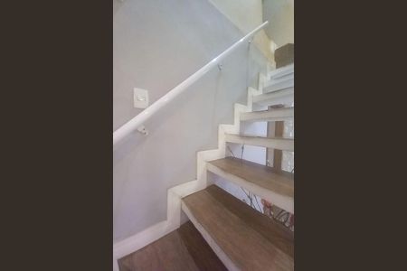 Casa à venda com 175m², 4 quartos e 2 vagas