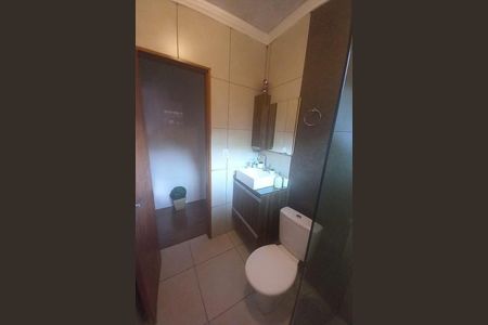 Casa à venda com 175m², 4 quartos e 2 vagas