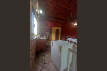 Casa à venda com 175m², 4 quartos e 2 vagas