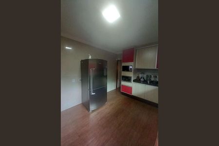 Casa à venda com 175m², 4 quartos e 2 vagas