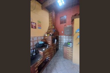 Casa à venda com 175m², 4 quartos e 2 vagas