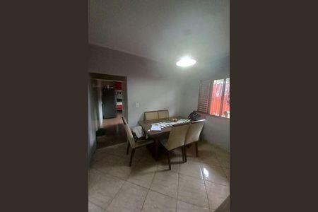 Casa à venda com 4 quartos, 175m² em Vila Jacuí, São Paulo