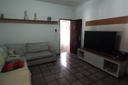 Casa à venda com 3 quartos, 200m² em Parque Boturussu, São Paulo