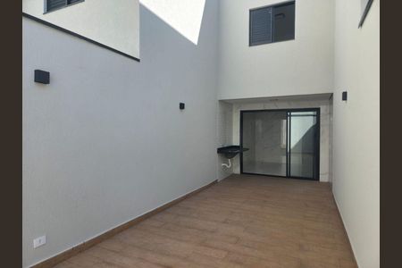 Casa à venda com 3 quartos, 90m² em Vila Marieta, São Paulo