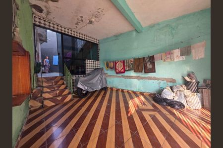 Casa à venda com 3 quartos, 136m² em Vila Paranagua, São Paulo