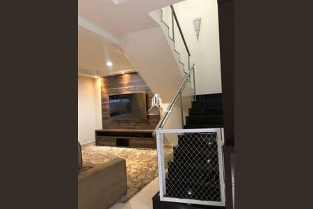 Casa à venda com 226m², 4 quartos e 4 vagas