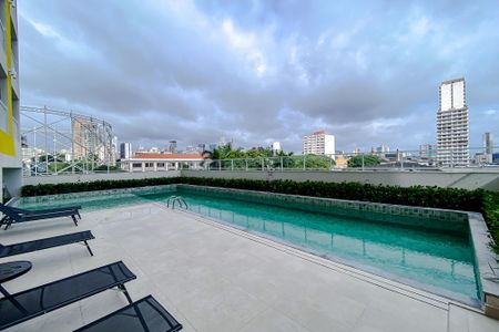 Apartamento para alugar com 29m², 1 quarto e sem vaga Apartamento para alugar com 29m², 1 quarto e sem vagaÁrea comum - Piscina
