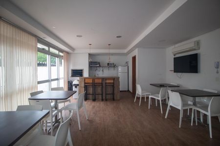 Apartamento à venda com 91m², 2 quartos e 2 vagasÁrea comum - Salão de festas