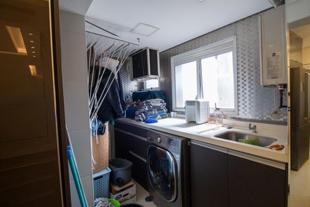 Área de Serviço de apartamento para alugar com 2 quartos, 110m² em Conjunto Promorar Raposo Tavares, São Paulo