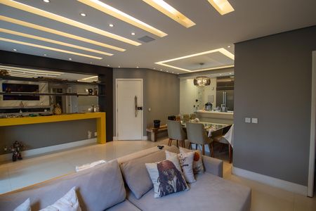Sala de apartamento para alugar com 2 quartos, 110m² em Conjunto Promorar Raposo Tavares, São Paulo