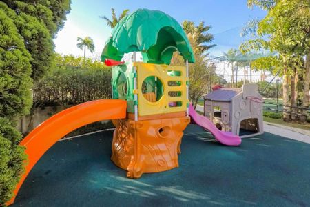 Apartamento para alugar com 101m², 4 quartos e 2 vagasÁrea comum - Playground