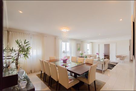 Sala de apartamento para alugar com 4 quartos, 220m² em Vila Dom Pedro I, São Paulo