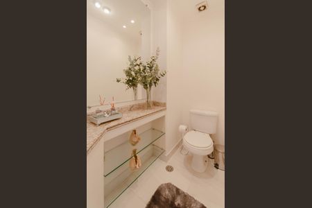 Apartamento para alugar com 101m², 4 quartos e 2 vagasLavabo