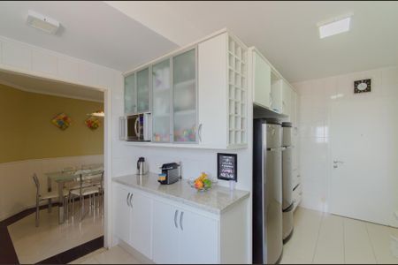 Apartamento para alugar com 101m², 4 quartos e 2 vagasCozinha