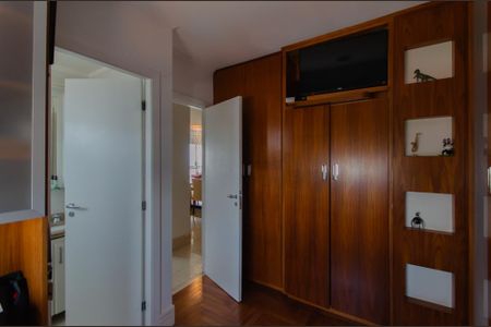 Apartamento para alugar com 101m², 4 quartos e 2 vagasSuíte 2