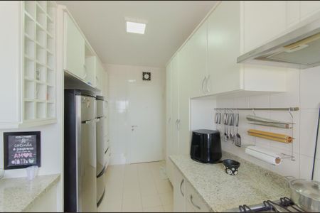 Apartamento para alugar com 101m², 4 quartos e 2 vagasCozinha