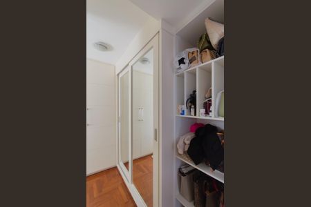 Apartamento para alugar com 101m², 4 quartos e 2 vagasCloset da Suíte master