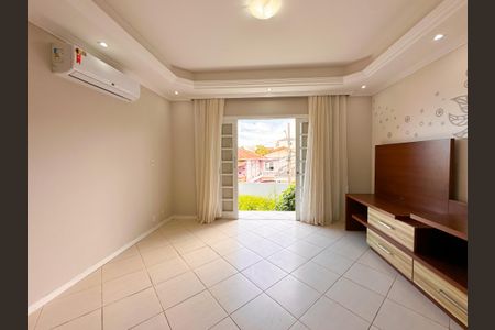 Sala de TV de casa para alugar com 2 quartos, 90m² em Centro, São José