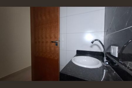 Apartamento à venda com 46m², 2 quartos e 1 vaga Apartamento à venda com 46m², 2 quartos e 1 vagaBanheiro Social