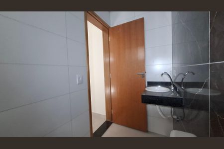 Apartamento à venda com 46m², 2 quartos e 1 vaga Apartamento à venda com 46m², 2 quartos e 1 vagaBanheiro da Suíte