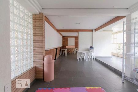 Apartamento à venda com 67m², 2 quartos e 1 vaga Apartamento à venda com 67m², 2 quartos e 1 vagaÁrea comum - Salão de festas