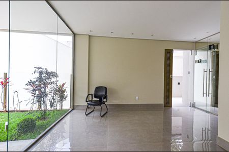 Apartamento à venda com 68m², 2 quartos e 2 vagasHall de Entrada