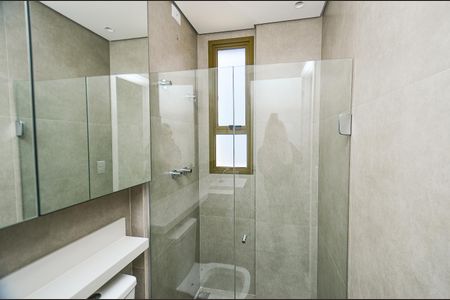 Apartamento à venda com 68m², 2 quartos e 2 vagasBanheiro Suite 1