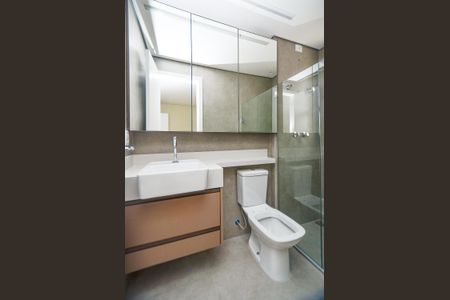 Apartamento à venda com 68m², 2 quartos e 2 vagasBanheiro Suite 1