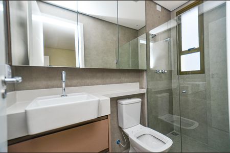 Apartamento à venda com 68m², 2 quartos e 2 vagasBanheiro Suite 1