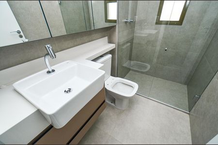 Apartamento à venda com 68m², 2 quartos e 2 vagasBanheiro Suite 2