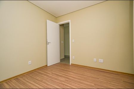 Apartamento à venda com 68m², 2 quartos e 2 vagasSuite 1