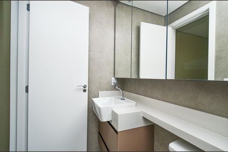 Apartamento à venda com 68m², 2 quartos e 2 vagasBanheiro Suite 1