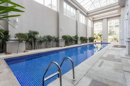 Apartamento à venda com 43m², 1 quarto e 1 vaga Apartamento à venda com 43m², 1 quarto e 1 vagaÁrea comum - Piscina