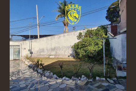 Casa à venda com 190m², 3 quartos e 6 vagas